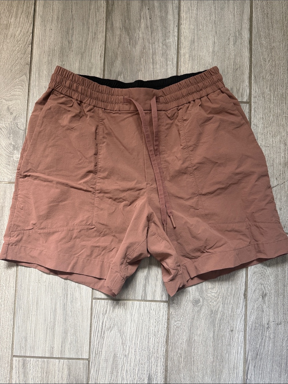 Lululemon Mwsium Men's Elastic Waist Drawstring Shorts - Mauve Brown